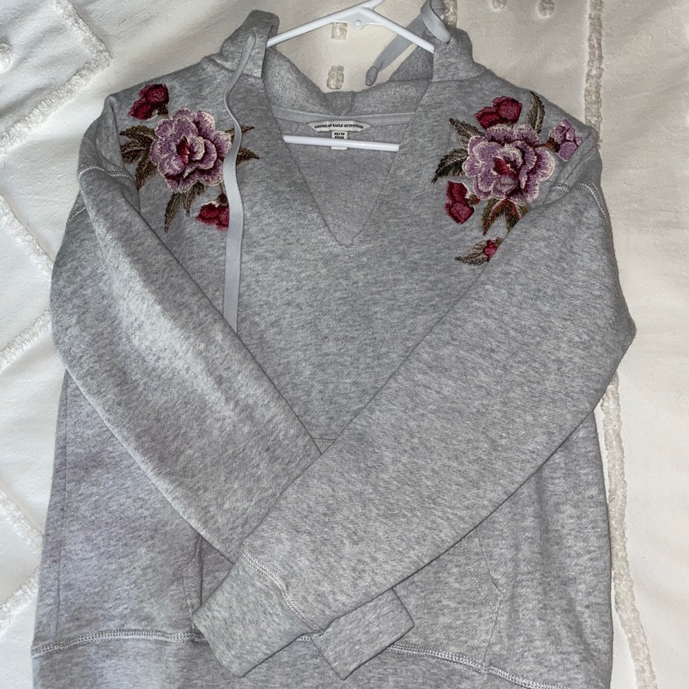 American Eagle Floral Sweatshirt